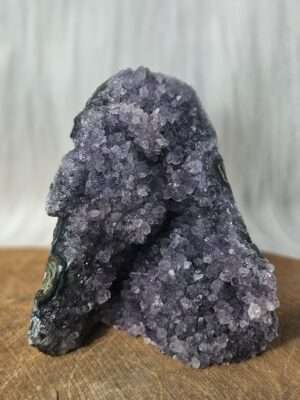 Amethist Uruguay cut base