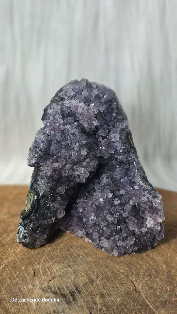 Amethist Uruguay cut base