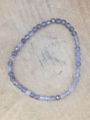 Ioliet facet armband
