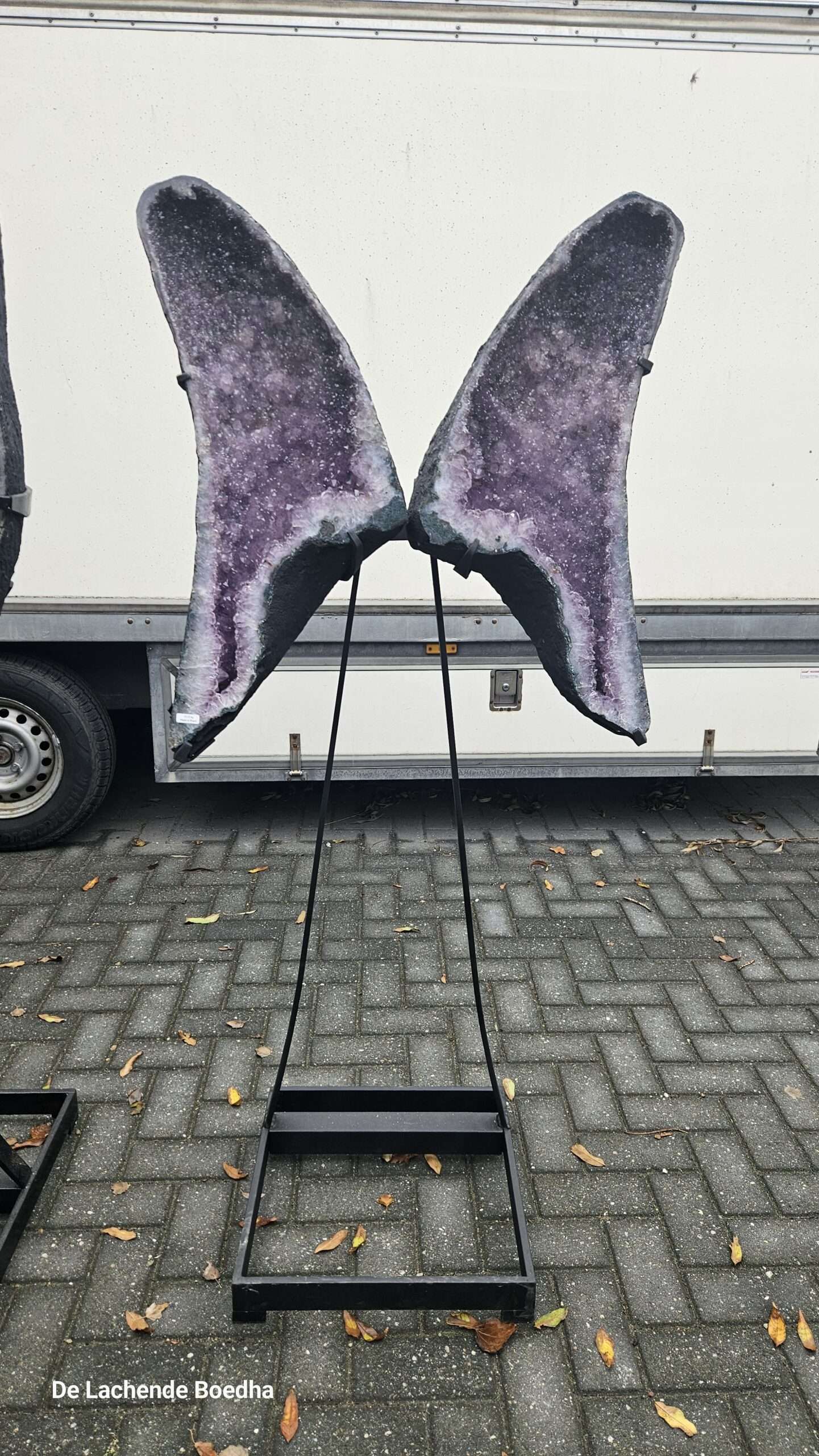 Amethist vlinder op standaard