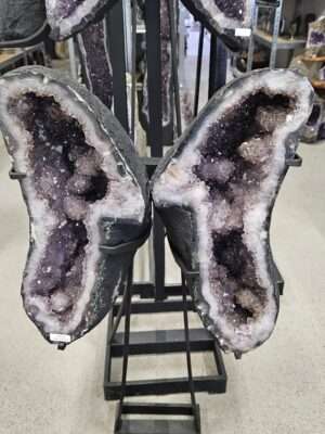 Amethist vlinder op standaard