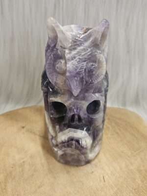 Amethist skull met uil