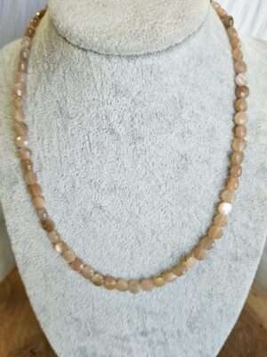 Zonnesteen ketting