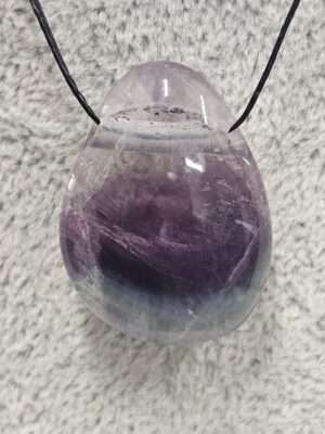 Fluoriet hanger