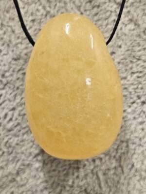 Oranje calciet hanger